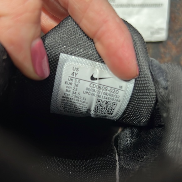 Nike Air Mac Plus sz 4Y with box and receipt - Picture 5 of 6